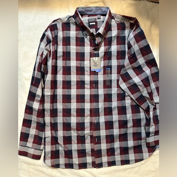 Van Heusen button down - Picture 1 of 3